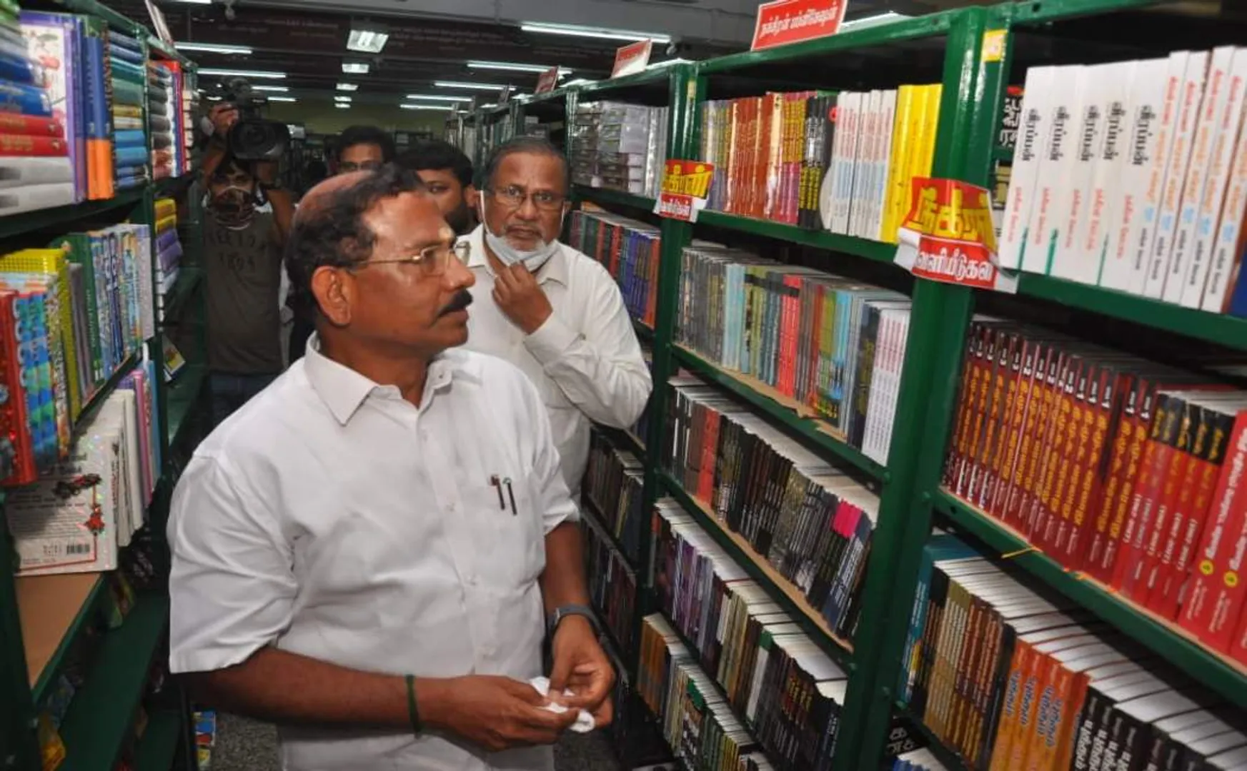 permanent book fair inauguration for minister   